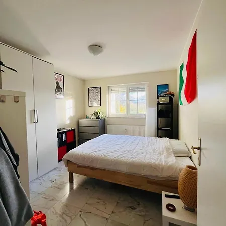Kelly Apartment